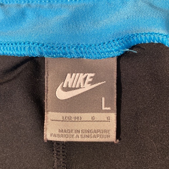 Nike womens high waisted straight leg crop leggings in black size M - Picture 7 of 14